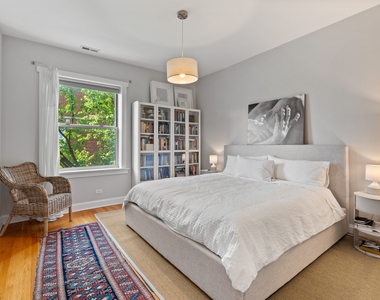 4450 N Beacon Street - Photo Thumbnail 10