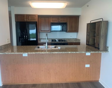 9655 Woods Drive - Photo Thumbnail 6