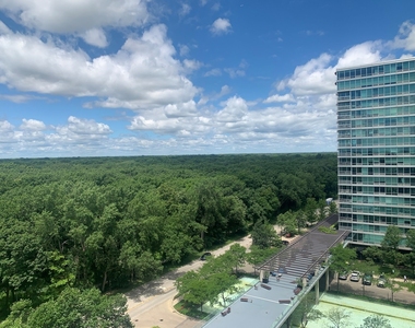 9655 Woods Drive - Photo Thumbnail 37