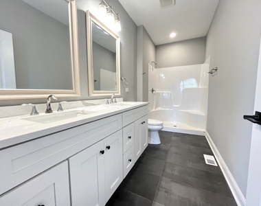 739 Quail Lane - Photo Thumbnail 8