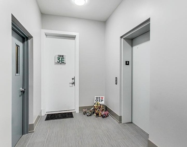 4042 N Pulaski Road - Photo Thumbnail 26