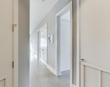 4042 N Pulaski Road - Photo Thumbnail 27