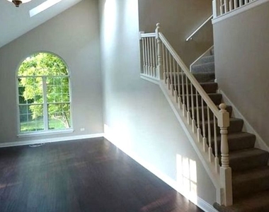 1585 Regan Court - Photo Thumbnail 8
