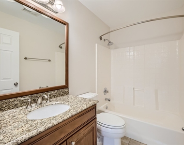 1 Charlotte Circle - Photo Thumbnail 6
