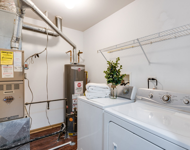 806 Woodewind Drive - Photo Thumbnail 20