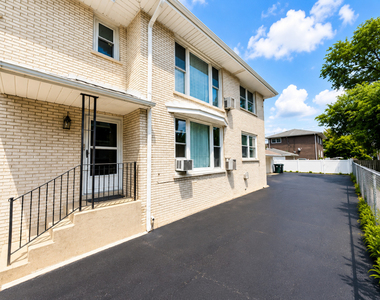 4425 Prairie Avenue - Photo Thumbnail 24