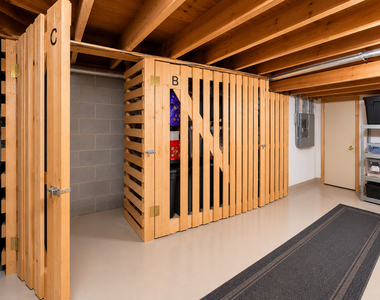 4425 Prairie Avenue - Photo Thumbnail 22