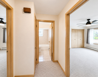 4425 Prairie Avenue - Photo Thumbnail 13