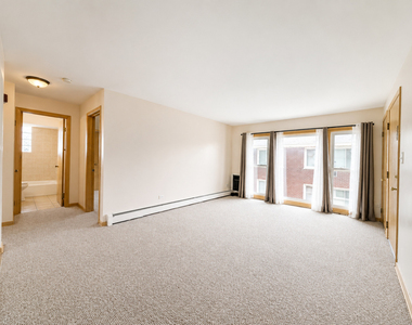 4425 Prairie Avenue - Photo Thumbnail 12