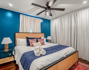 2724 Southmore Boulevard - Photo Thumbnail 13