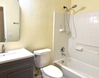 514 New Hope Lane - Photo Thumbnail 9