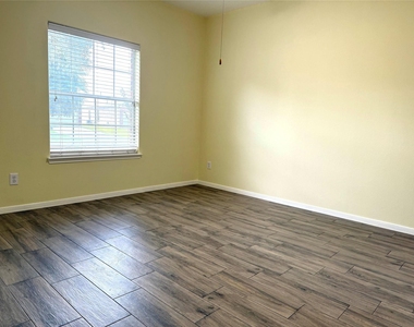 514 New Hope Lane - Photo Thumbnail 7
