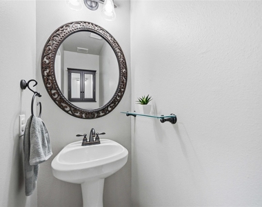 71 Summerhaze Cir - Photo Thumbnail 11