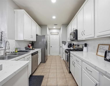 71 Summerhaze Cir - Photo Thumbnail 9