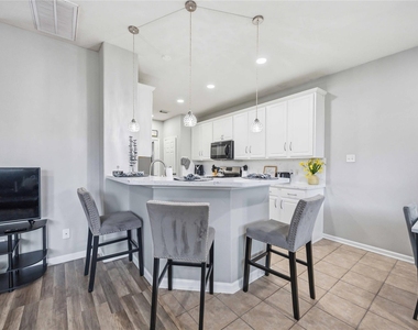 71 Summerhaze Cir - Photo Thumbnail 8