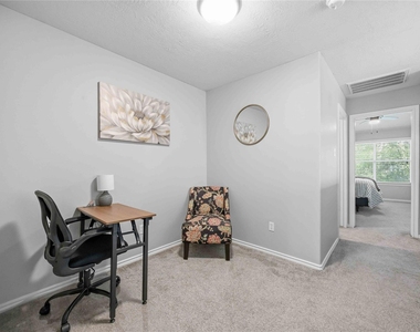 71 Summerhaze Cir - Photo Thumbnail 13