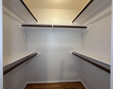 1530 Heights Boulevard - Photo Thumbnail 14