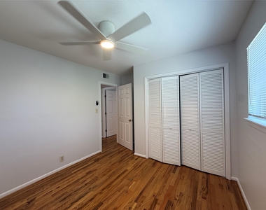 1530 Heights Boulevard - Photo Thumbnail 10