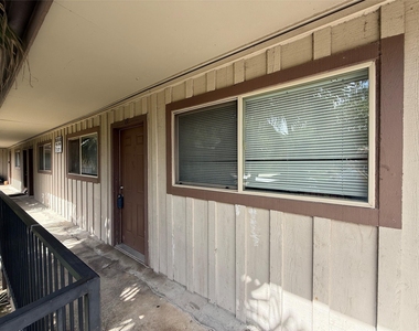 1530 Heights Boulevard - Photo Thumbnail 1