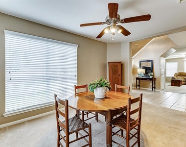 6303 Applewood Forest Drive - Photo Thumbnail 8