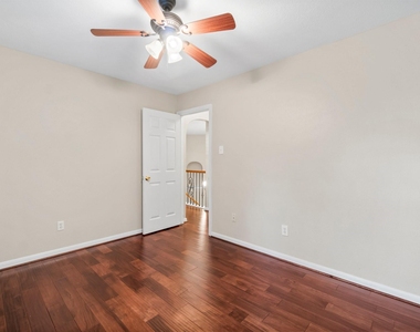 83 Terraglen Drive - Photo Thumbnail 23
