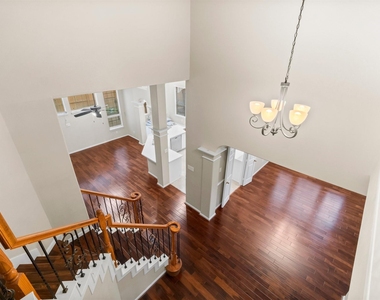 83 Terraglen Drive - Photo Thumbnail 21