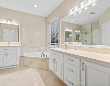 83 Terraglen Drive - Photo Thumbnail 17
