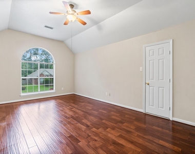 83 Terraglen Drive - Photo Thumbnail 27