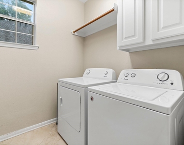 83 Terraglen Drive - Photo Thumbnail 12