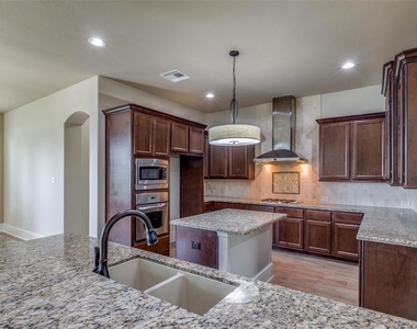 27323 Piney Ranch Lane - Photo Thumbnail 7