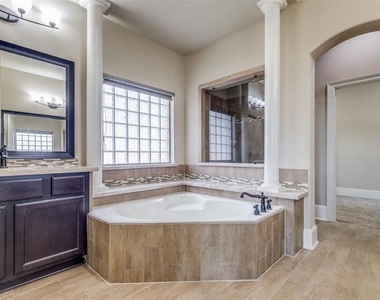 27323 Piney Ranch Lane - Photo Thumbnail 19