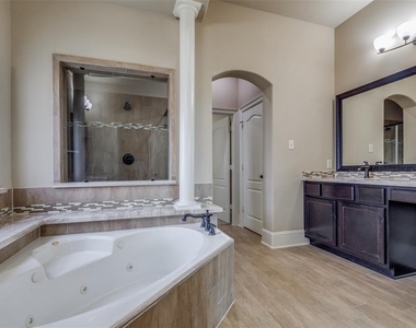 27323 Piney Ranch Lane - Photo Thumbnail 20