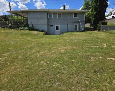 384 Huse - Photo Thumbnail 11