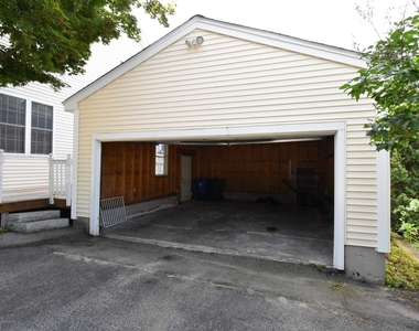 2246 Elm - Photo Thumbnail 16