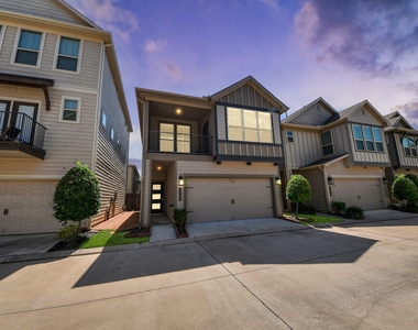 3111 Dakota Falls Dr - Photo Thumbnail 1