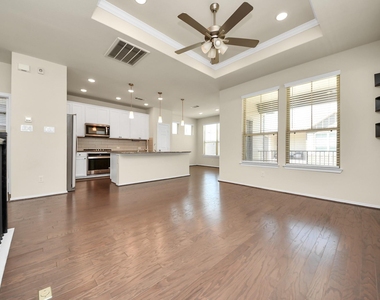 3111 Dakota Falls Dr - Photo Thumbnail 8