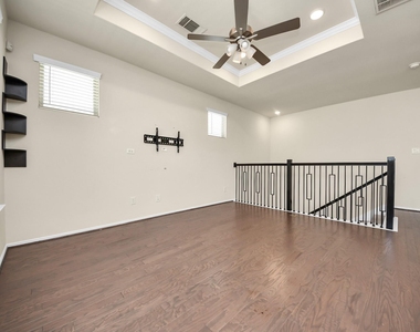 3111 Dakota Falls Dr - Photo Thumbnail 7