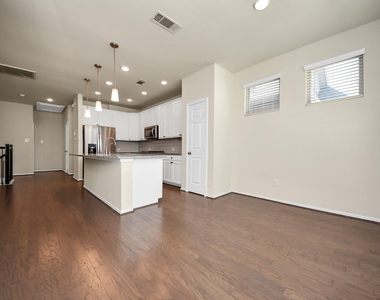 3111 Dakota Falls Dr - Photo Thumbnail 17