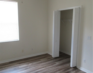 13696 Troia Drive - Photo Thumbnail 9