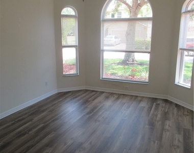 13696 Troia Drive - Photo Thumbnail 12