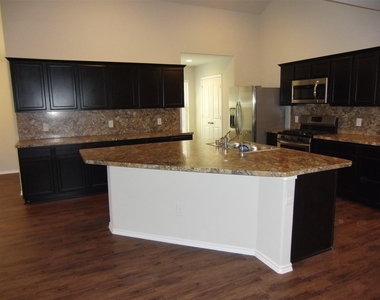 5522 Mesquite Oaks Trail - Photo Thumbnail 4
