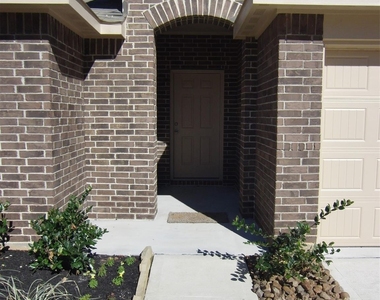 5522 Mesquite Oaks Trail - Photo Thumbnail 1