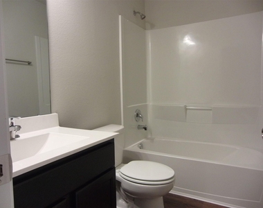 5522 Mesquite Oaks Trail - Photo Thumbnail 19