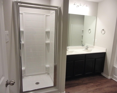 5522 Mesquite Oaks Trail - Photo Thumbnail 16