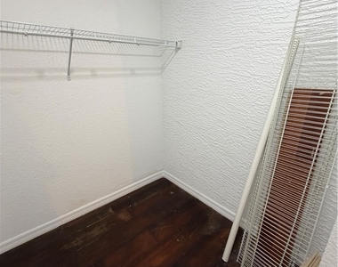 5315 Belrose Street - Photo Thumbnail 21