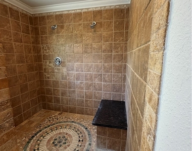 5315 Belrose Street - Photo Thumbnail 18