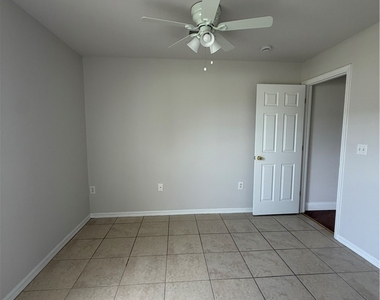 5315 Belrose Street - Photo Thumbnail 23