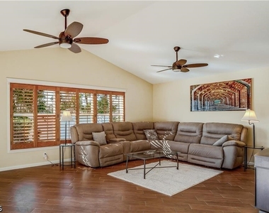 1922 Cape Coral Parkway W - Photo Thumbnail 3
