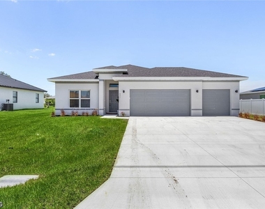 214 Nw 3rd Avenue - Photo Thumbnail 1