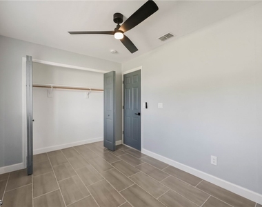 4346 Santa Barbara Boulevard - Photo Thumbnail 13